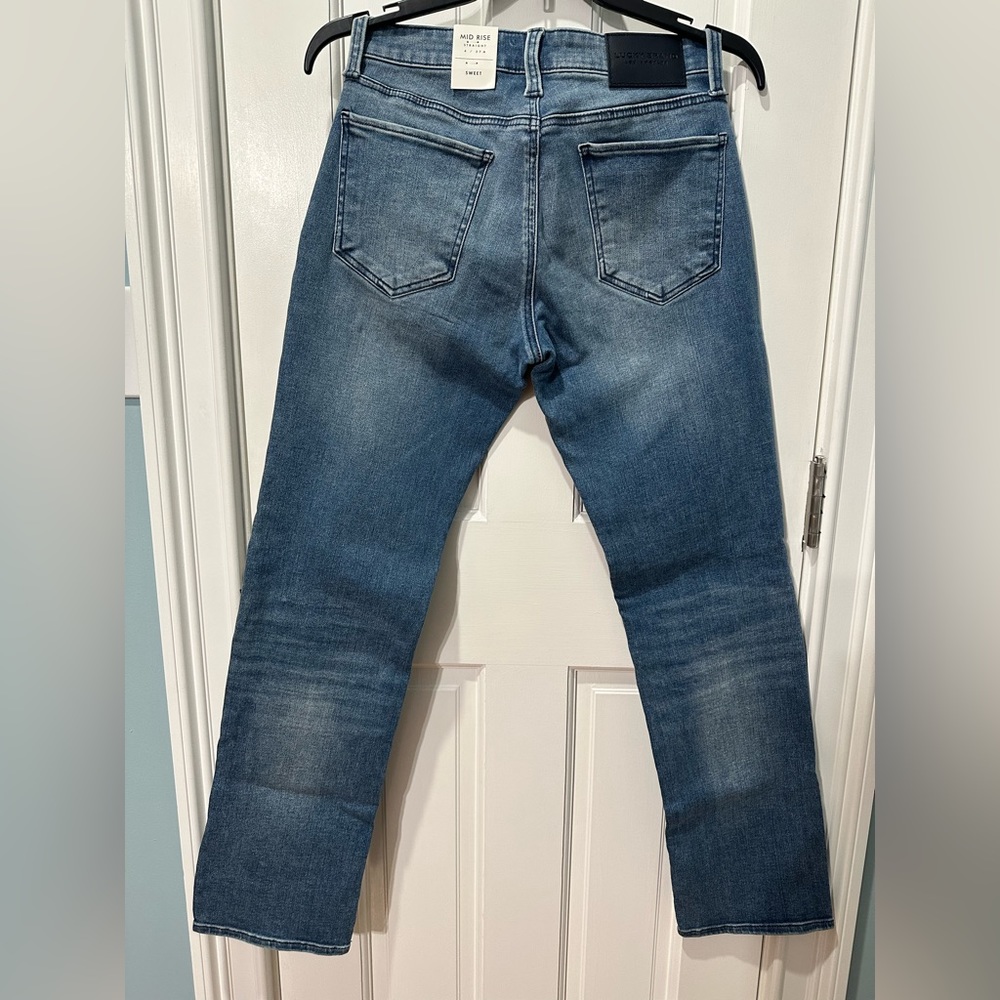Brand new Lucky Brand Mid Rise Straight jeans - Picture 4 of 8